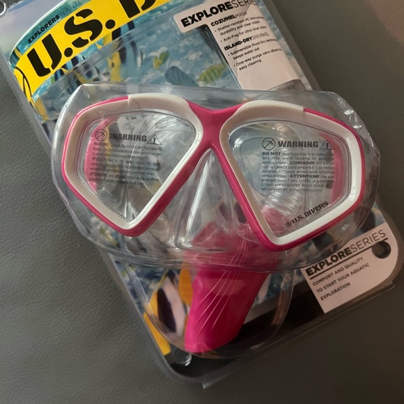 NIP AQUA LUNG US DIVER EXPLORE SERIES ADULT SNORKEL /MASK SET - FUCHSIA - Picture 3 of 6